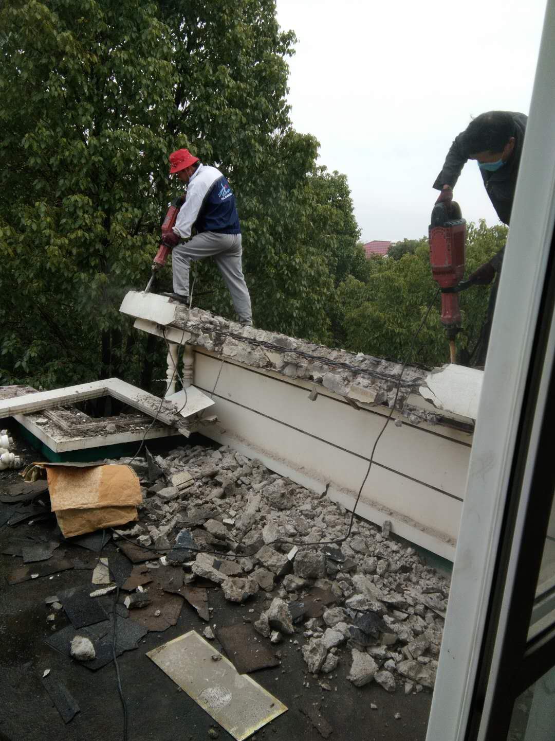 1529922792141177